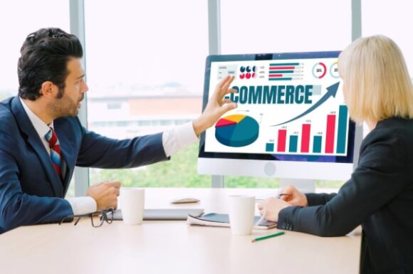 The Skills That Set You Apart : Your Guide to Thriving in Commerce Courses.
